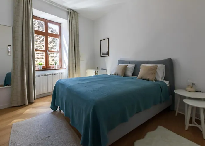 Apartment Nikola 4*